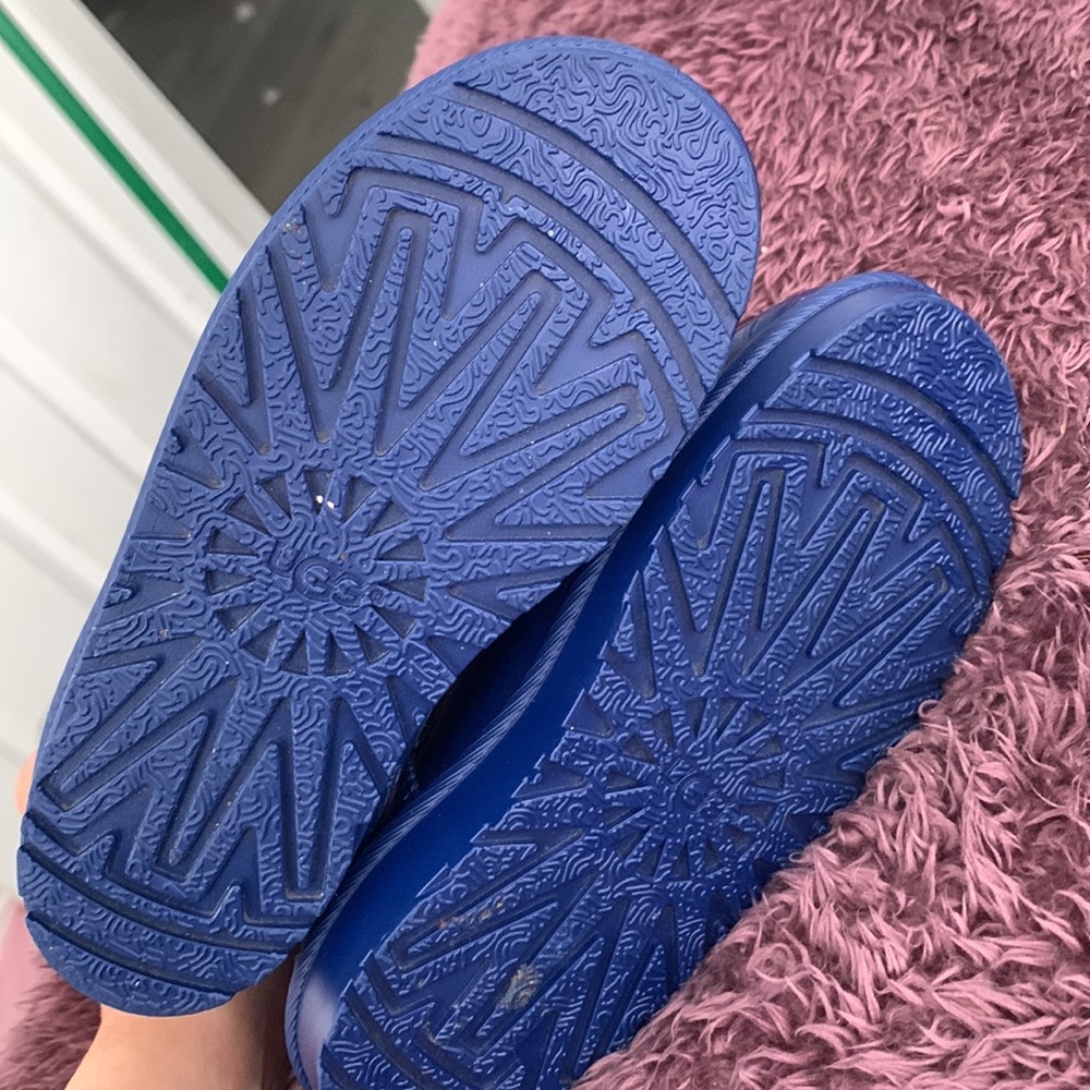 UGG rain boots - Picture 4 of 6